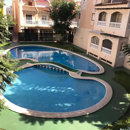 Avec Piscine Proche De La * Torrevieja