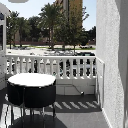 Avec Piscine Proche De La